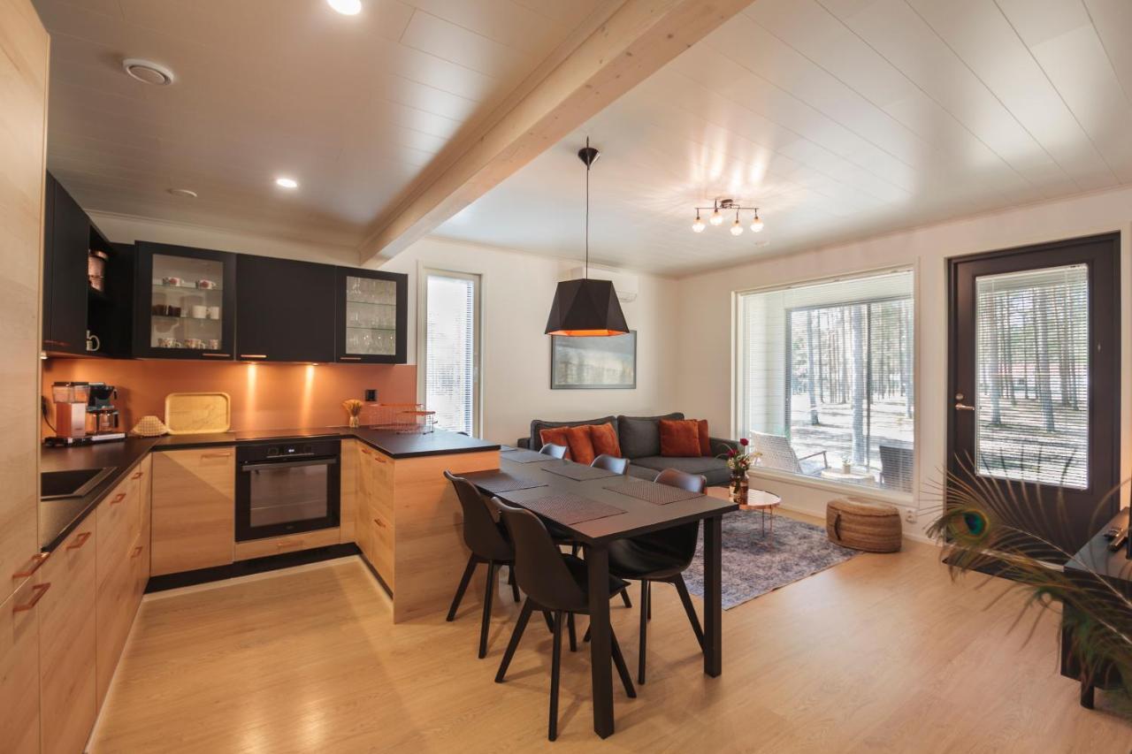 Apartment Tuomenkartano B1 Iso Huoneisto Saunalla Kalajoki Ngoại thất bức ảnh